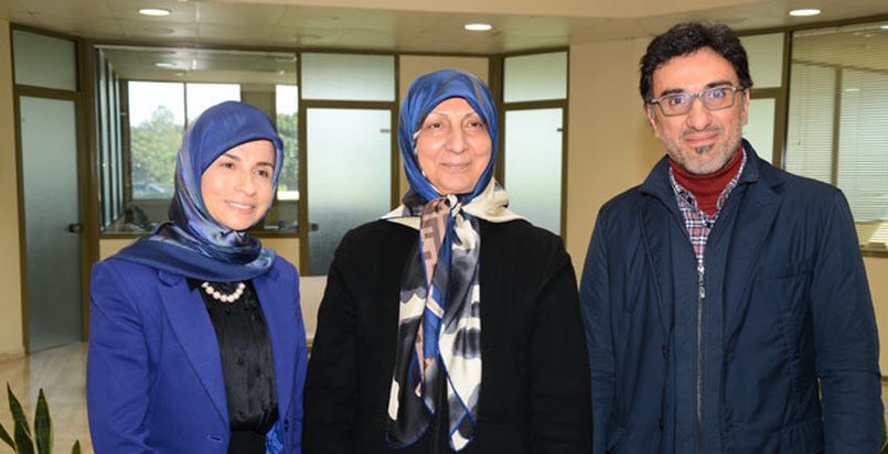 Minister Inaya Ezzedine at the Cultural Compound of Sadr Foundation